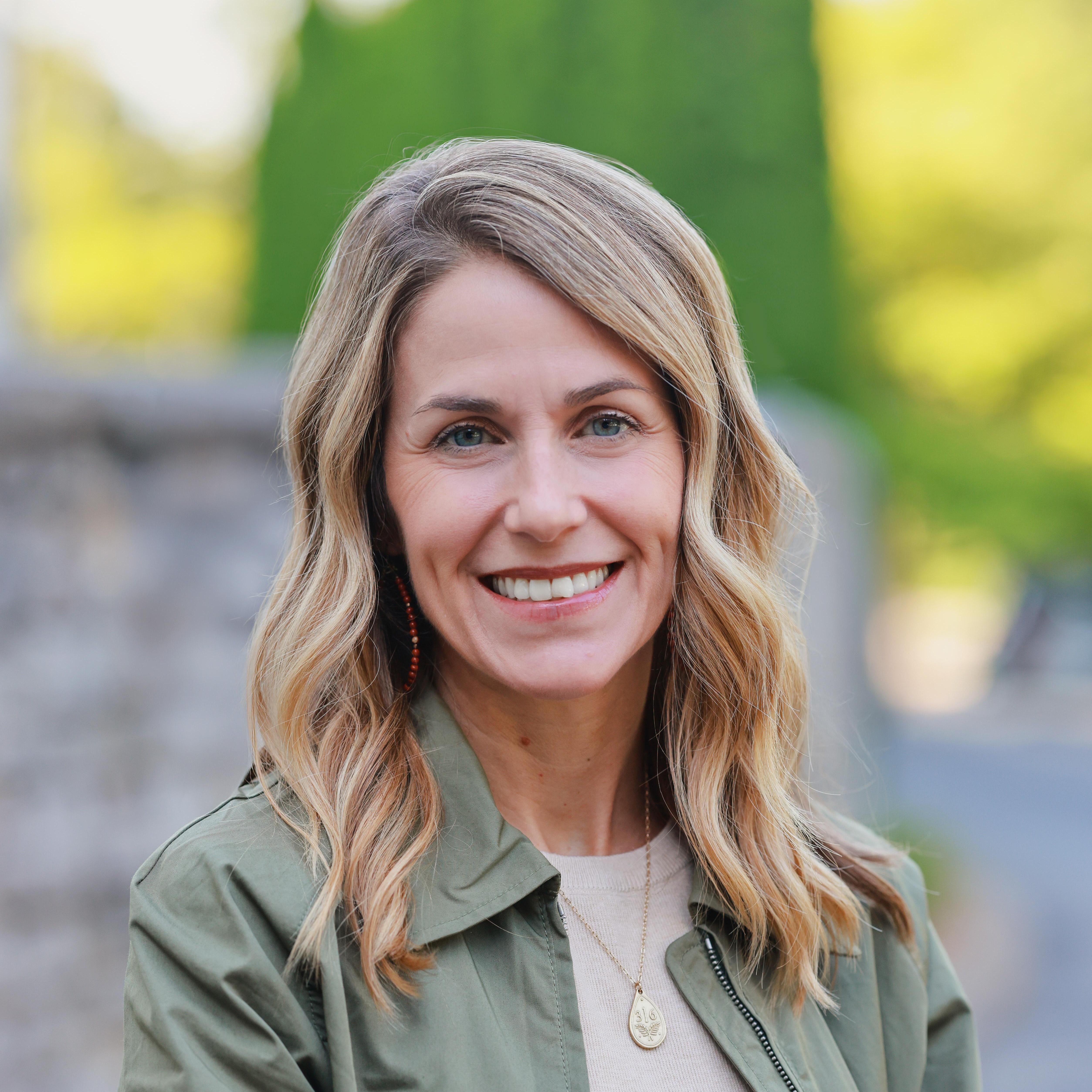 JulieGarrison's Profile Photo