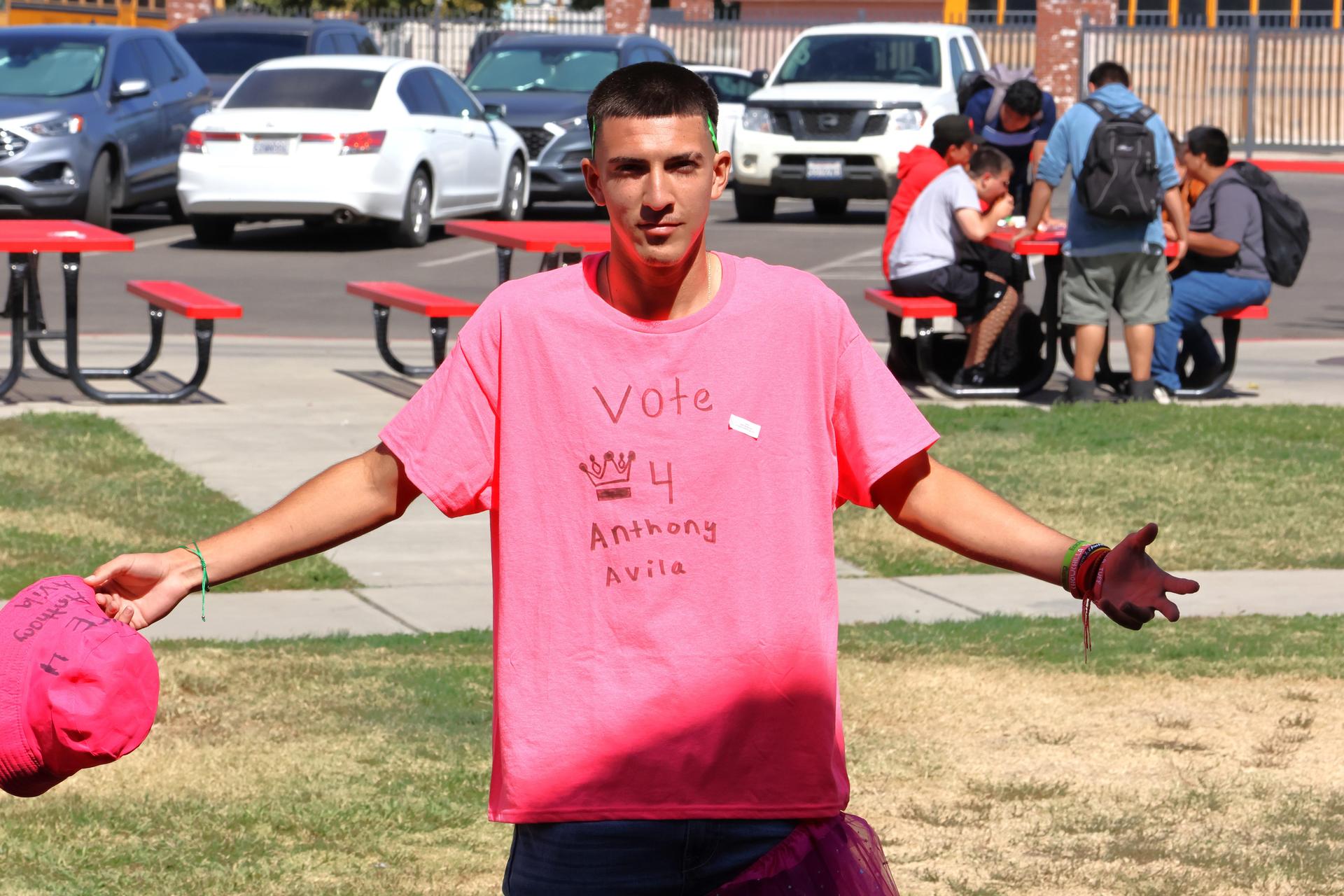students dressed in pink to show school spirit