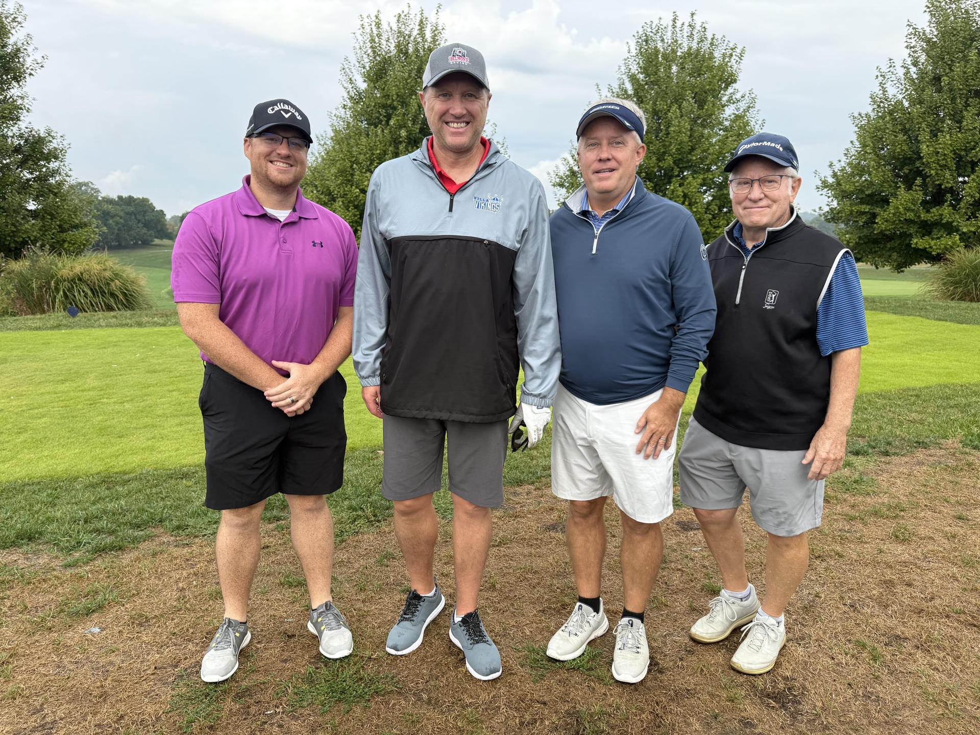 Golfers at the Vikings Boosters Golf Outing