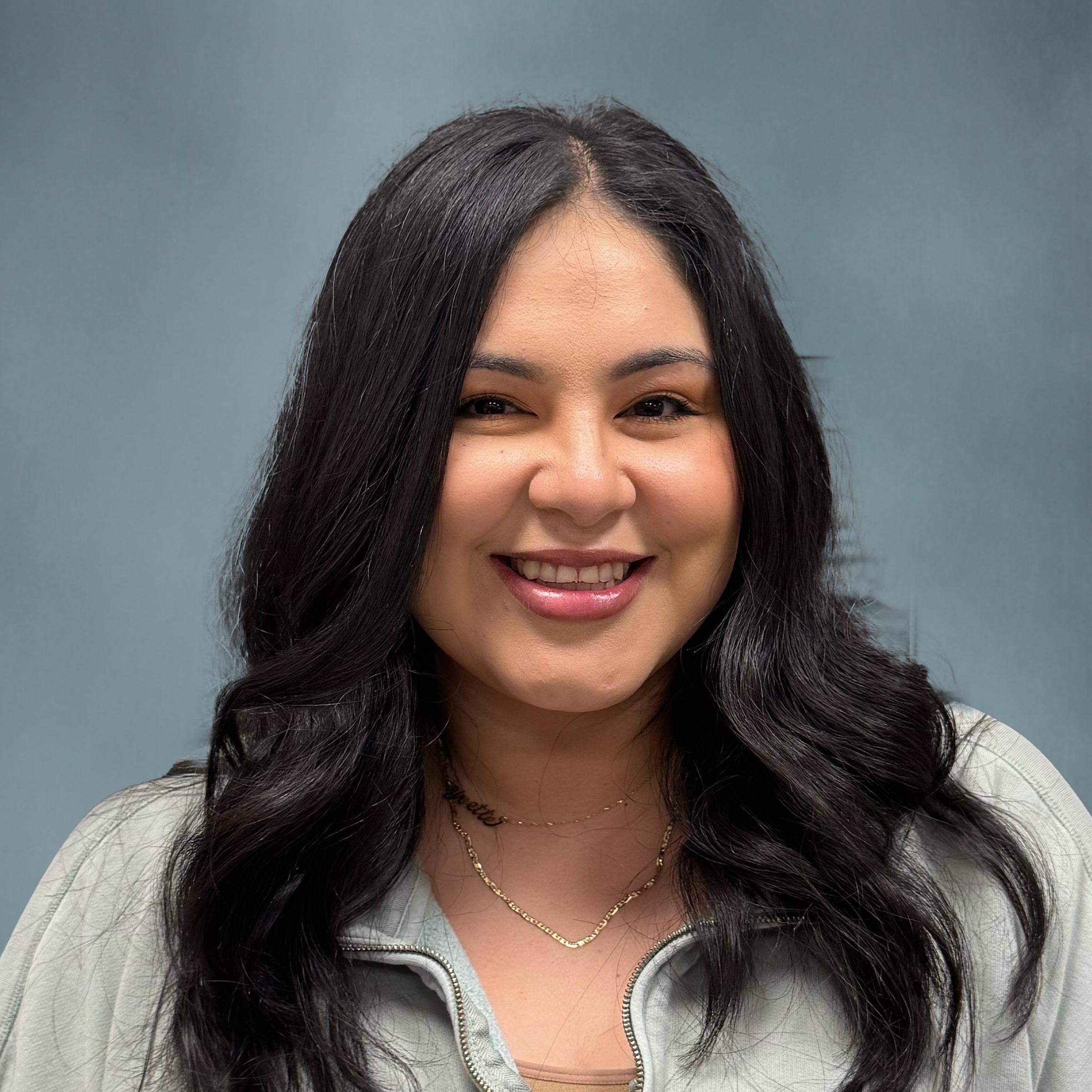 YvetteCastro's Profile Photo