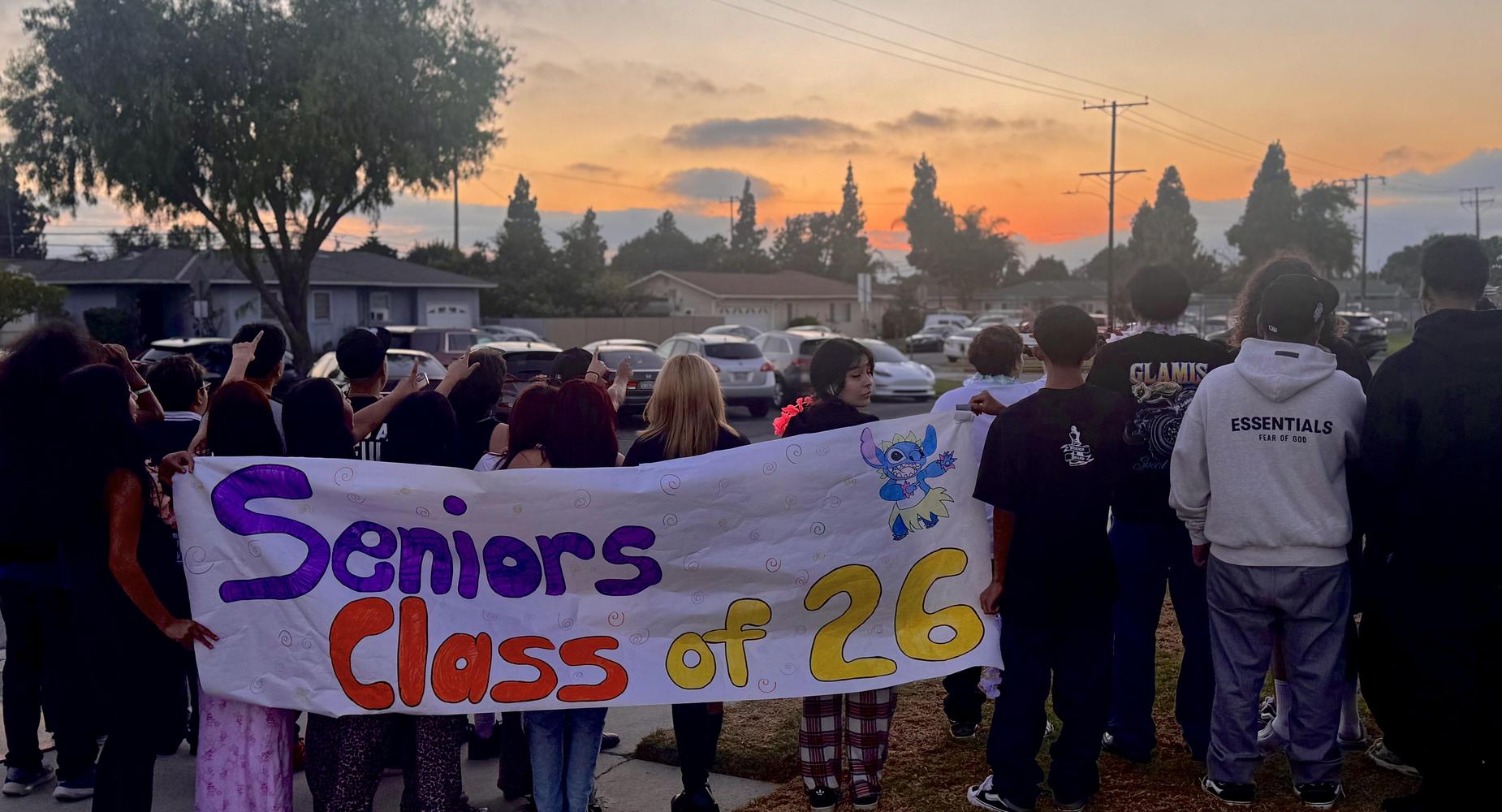 Senior Class looking at the sunset.