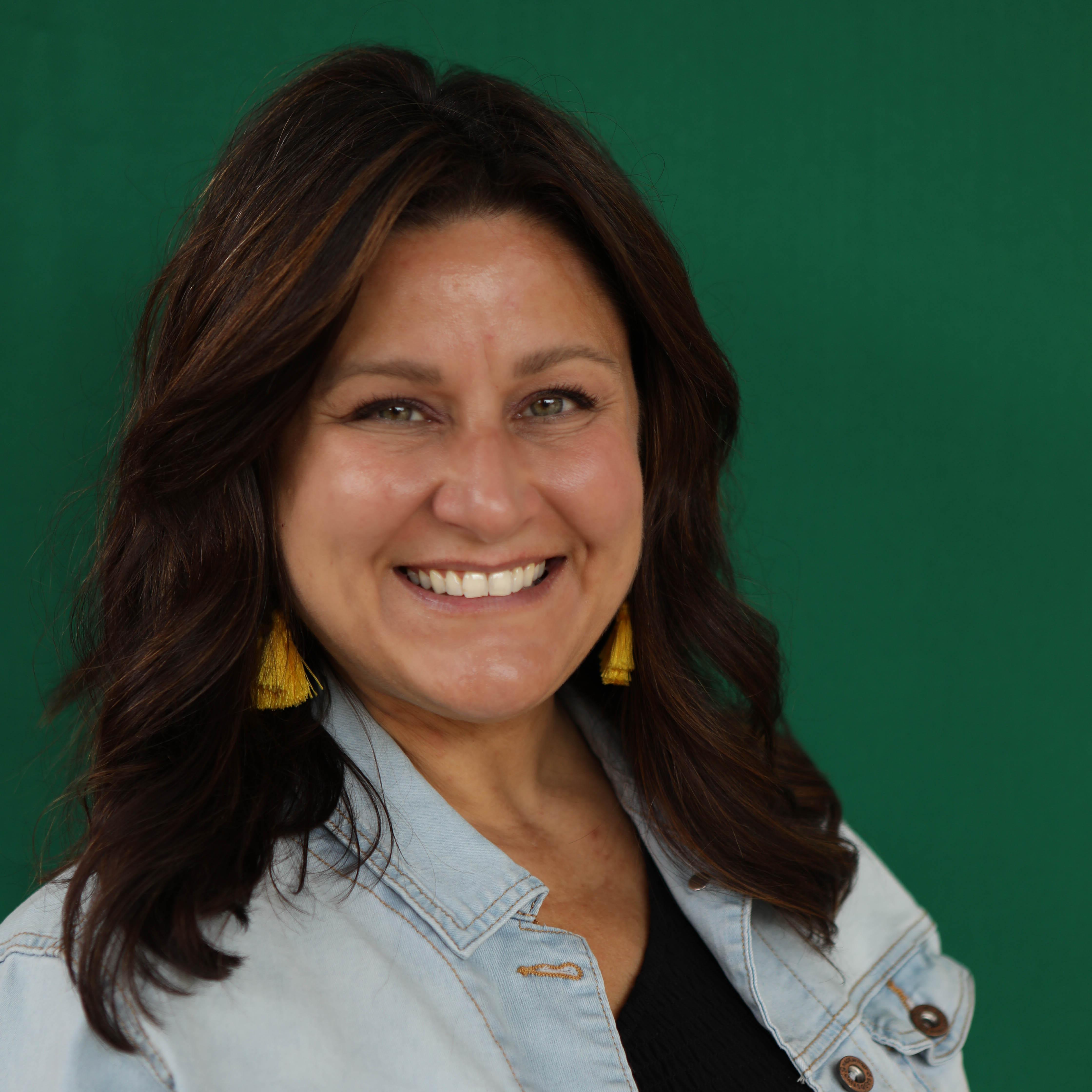 AngelaNevious's Profile Photo