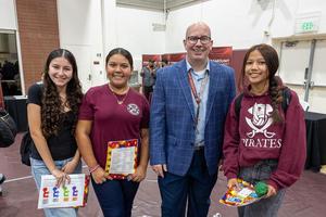 2025-10-23-College-Career Fair-5.jpg