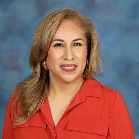 YvonneCisneros's Profile Photo