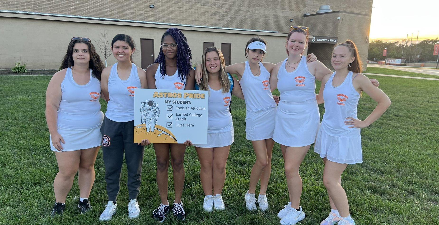 Girls Tennis