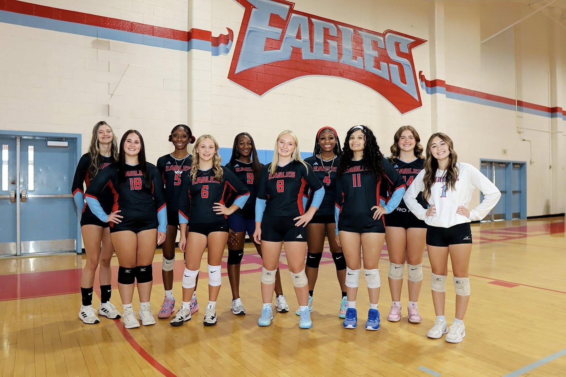 picture of the 2025 Varsity Volleyball Team