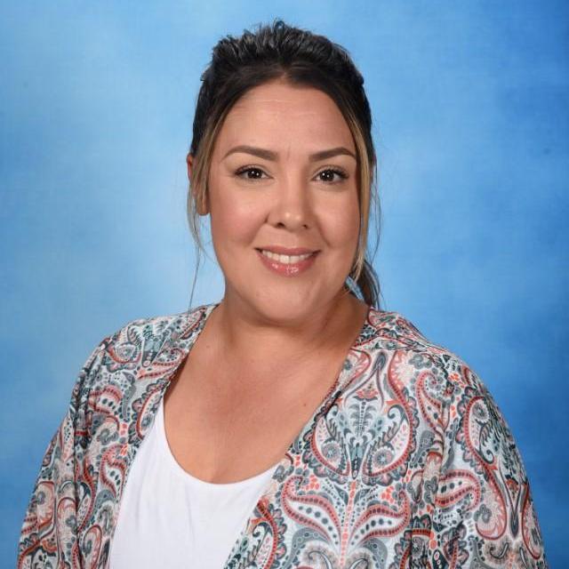 AlejandraCuevas's Profile Photo