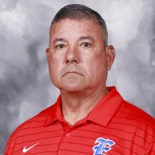 Rolando "Ronnie"Robledo's Profile Photo