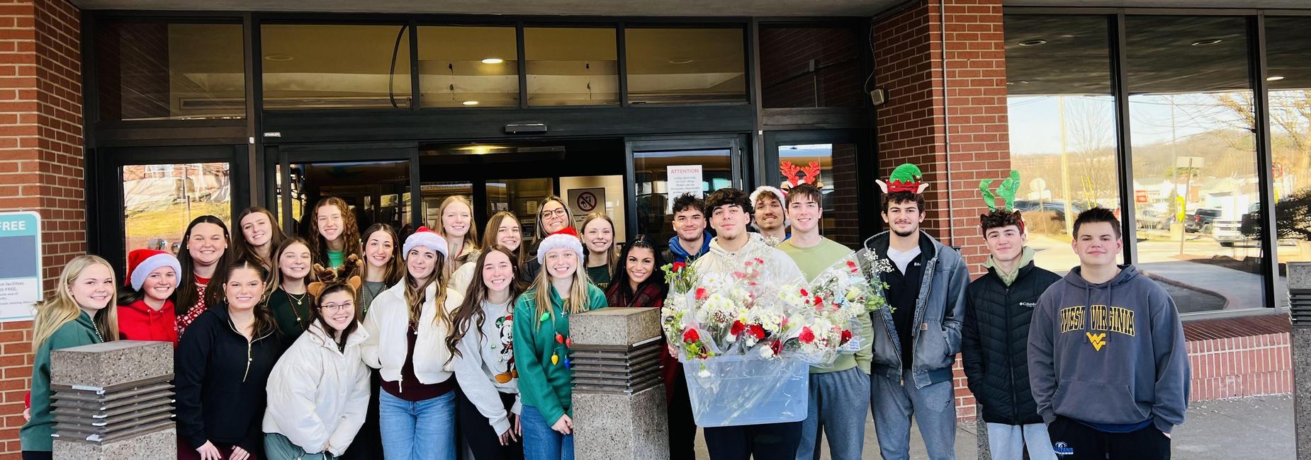 Seniors dropping off bouquets to Westmoreland Hospital