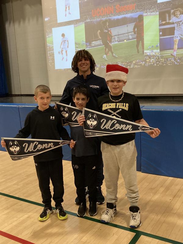 alumni visits his elementary school