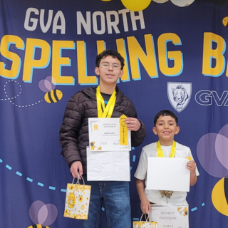 Spanish Bee winners Giovanni Domínguez and Axel Acosta-Lara