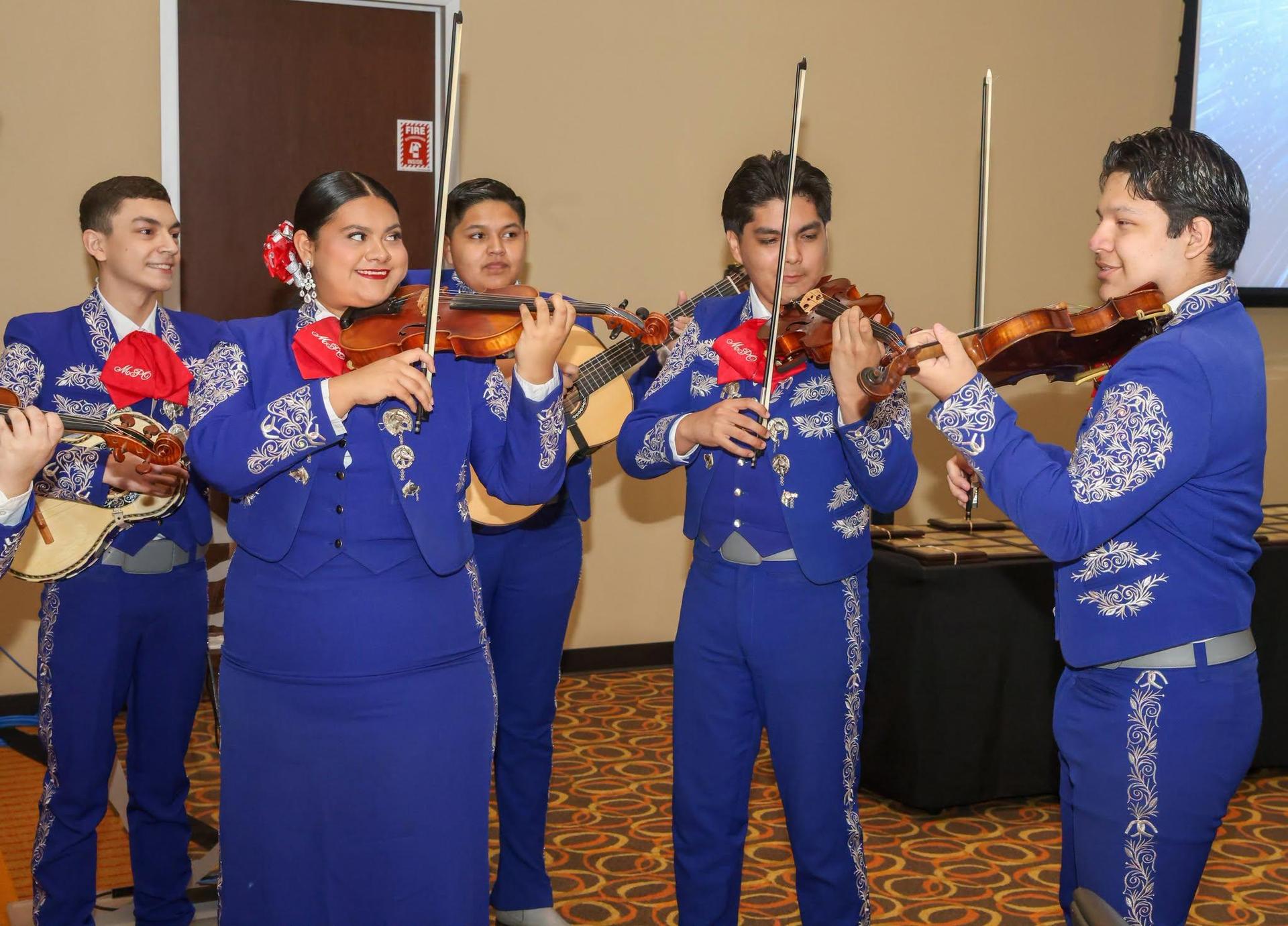 Edinburg High mariachi