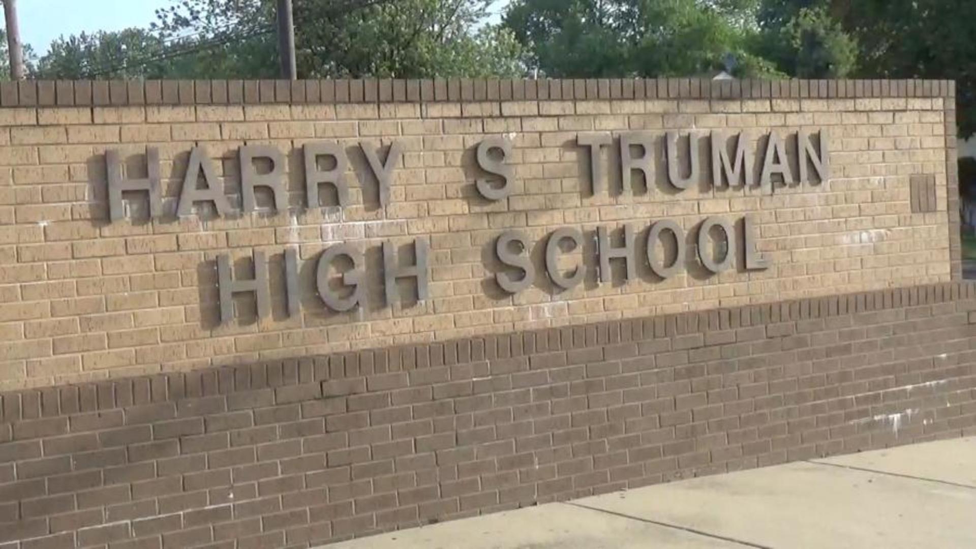 Truman Sign
