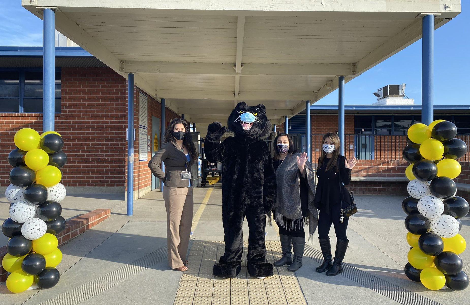 Welcome Back Panthers!! They were greeted by two very special guests. Board Member Mrs. González and Mr. Panther himself. The first graders showed off their squishy that helps them feel safe. #connectionbeforecontent #proud2bePUSD