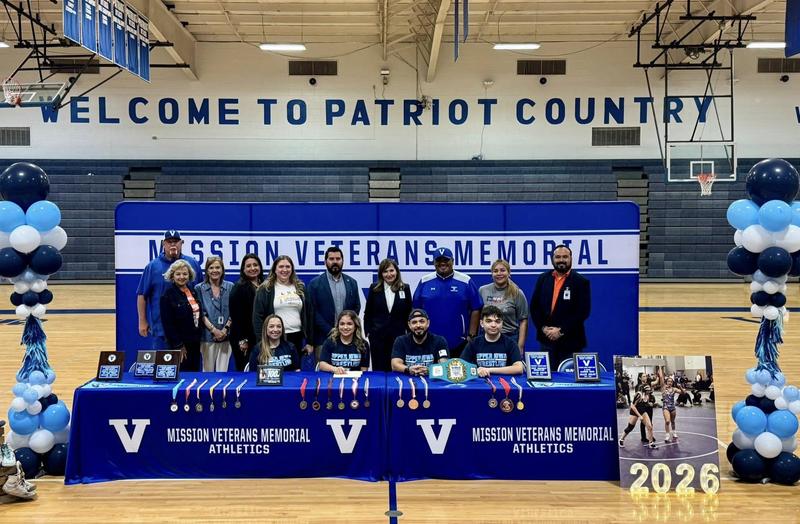 Group Photo MCISD Leadership and Allie for her signing