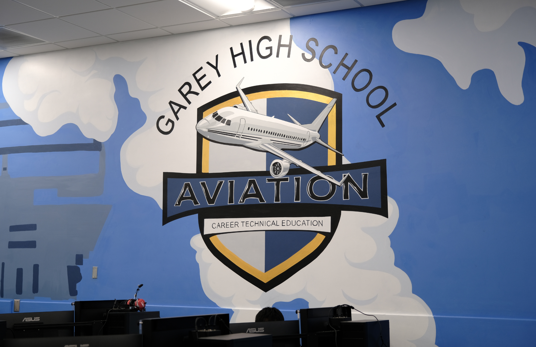 Aviation images for web story - Garey HS
