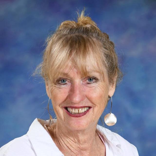 EllenGiesing's Profile Photo