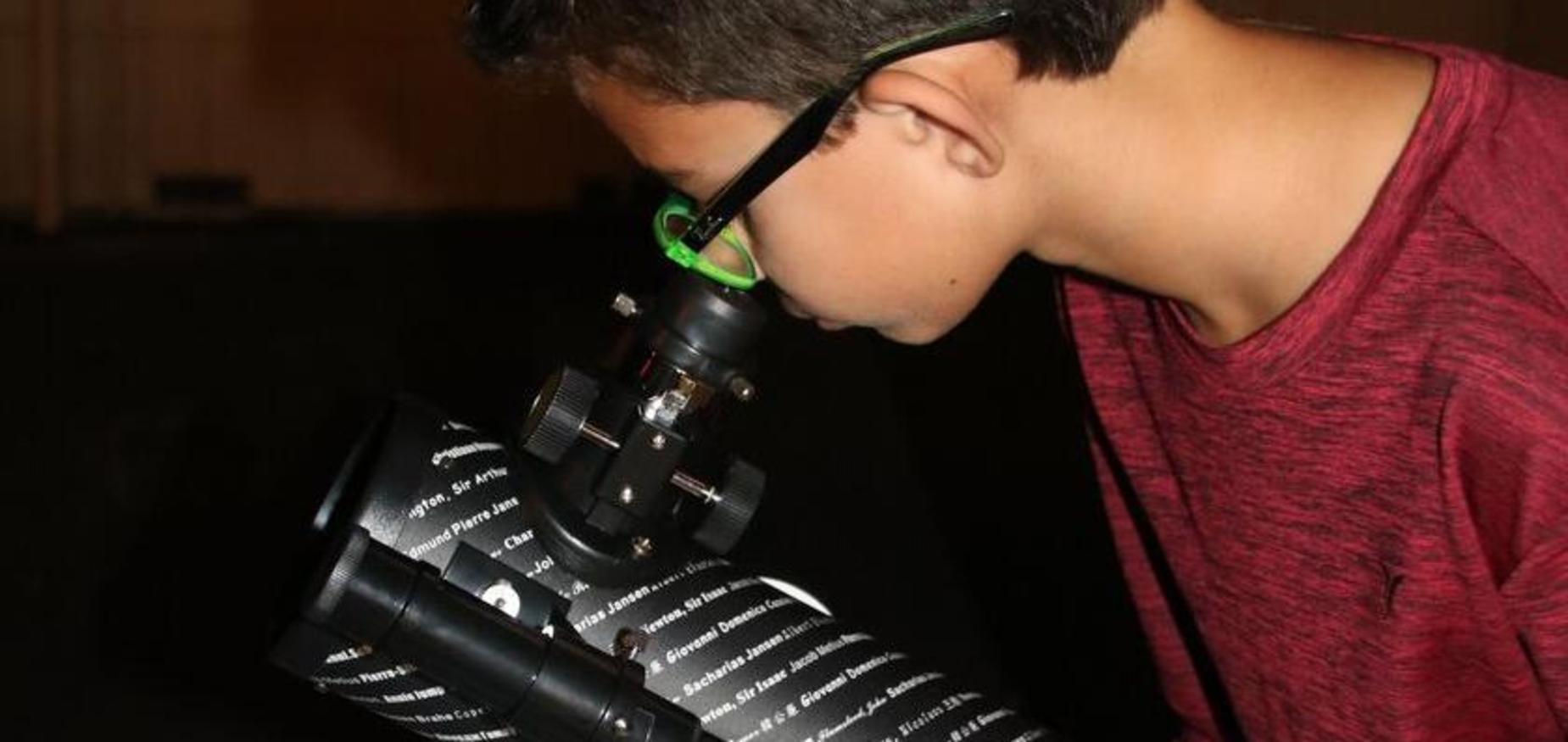 Castlebay Lane student looking at the Stars