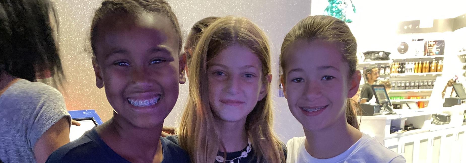 Fun at Dave & Busters 3 girls