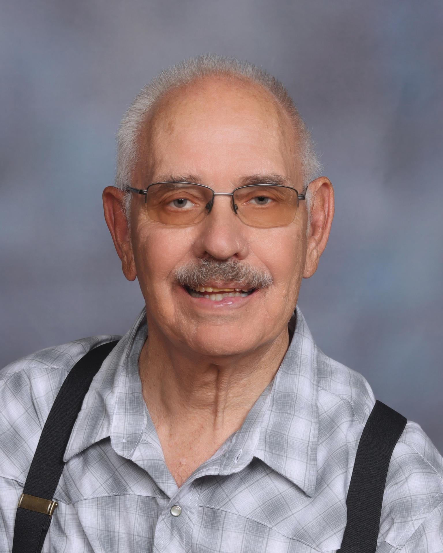 Frank Howe