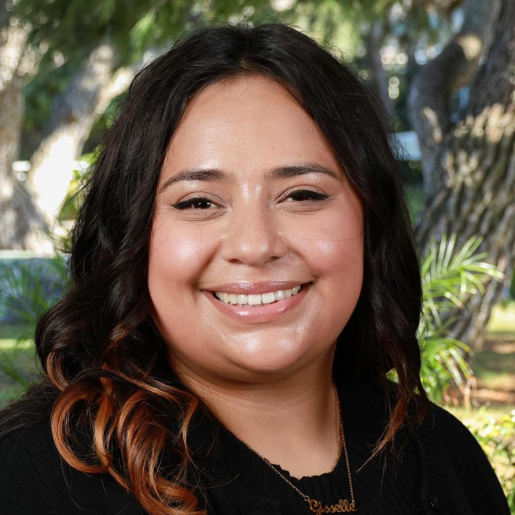 GloriaComparan's Profile Photo