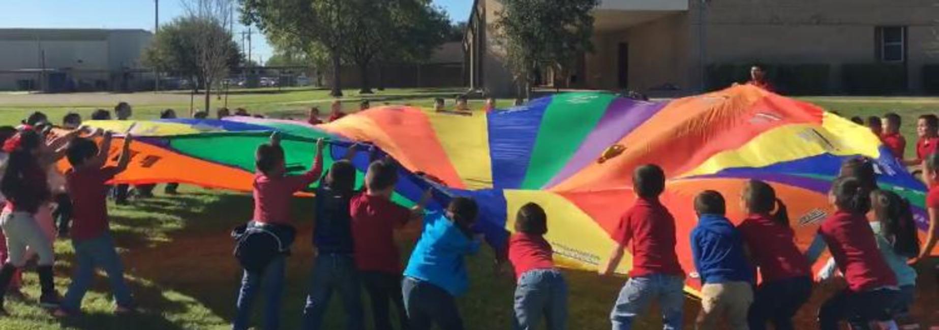 Parachuting with Kinder