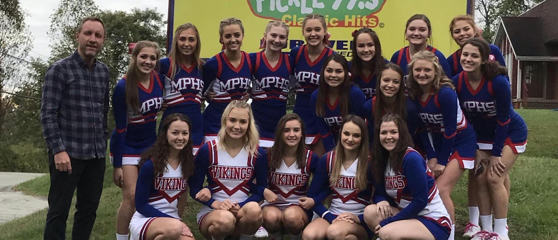 Cheerleaders with Froggy