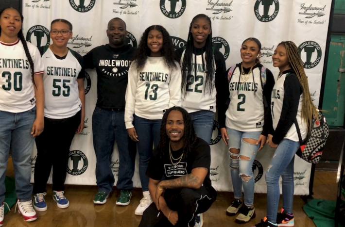 Inglewood High School was featured on ABC7 after D Smoke, an Inglewood High Alum and rapper, joined students at their Winter Pep Rally and presented scholarships to ten students!
