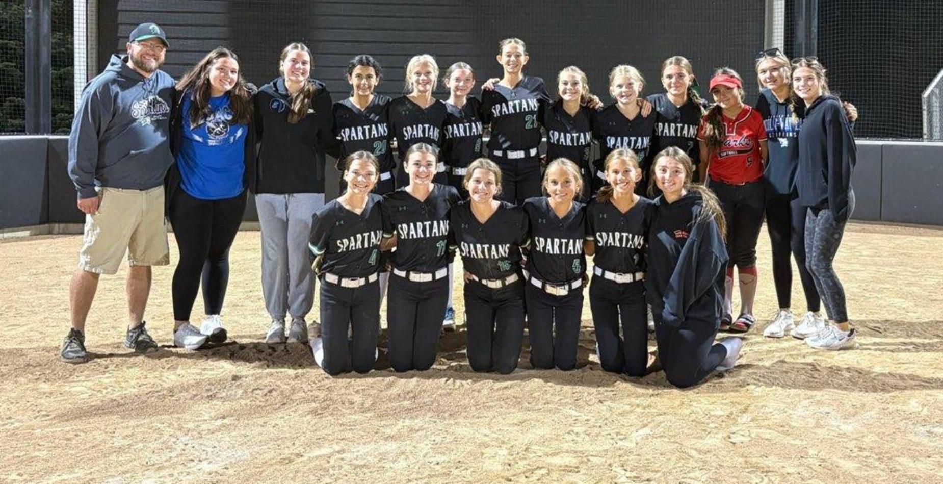 SHJH Softball Team at LWE