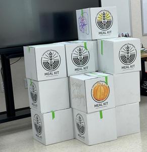 Thanksgiving boxes.jpeg