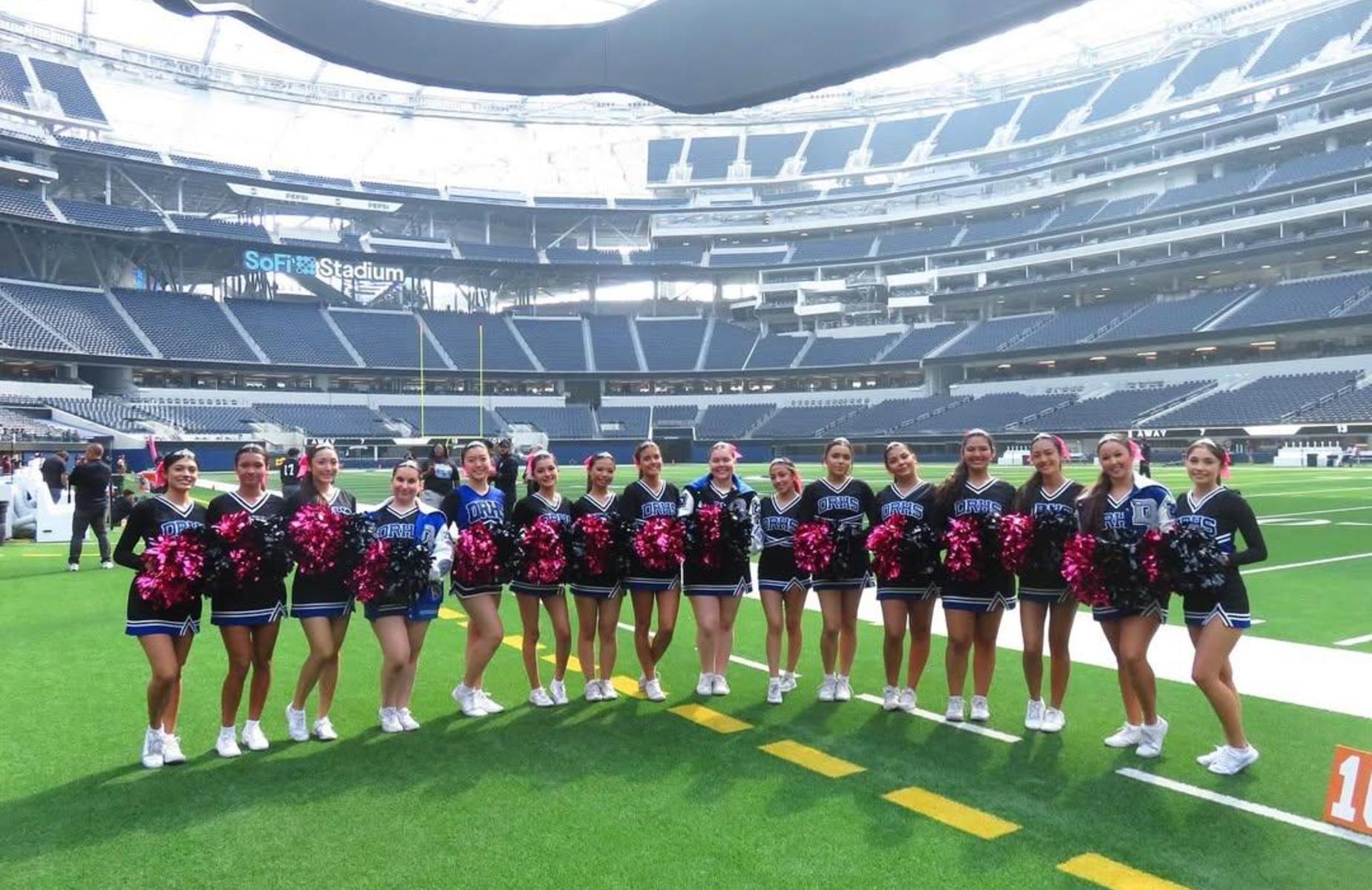 students at so-fi stadium