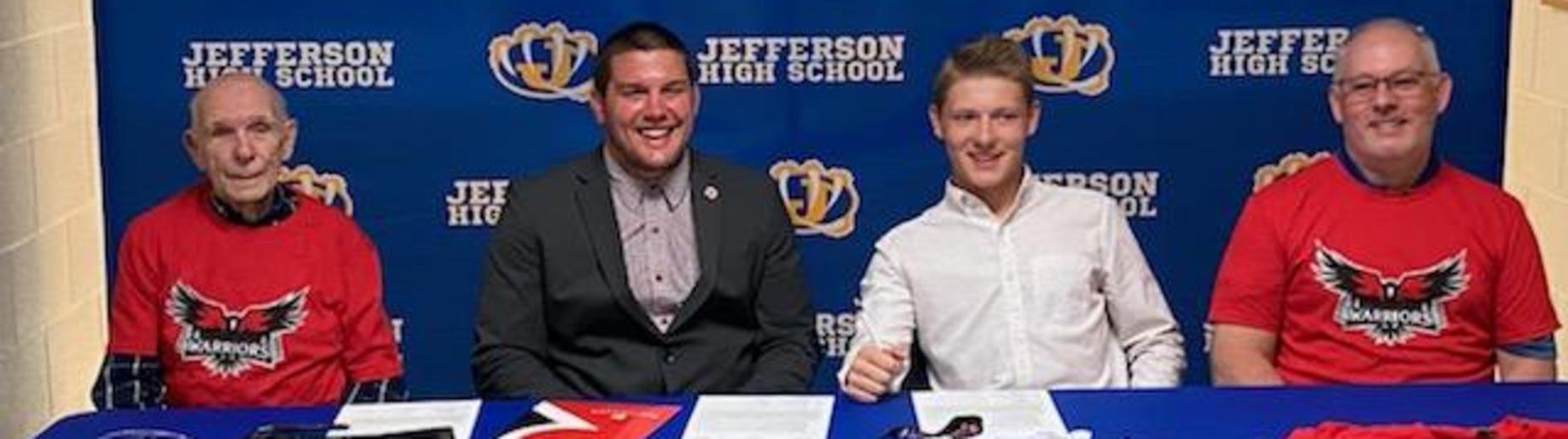 Hunter Major signing day