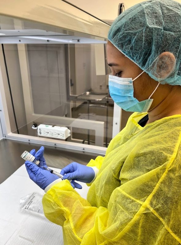 pharmacy tech student hands on training