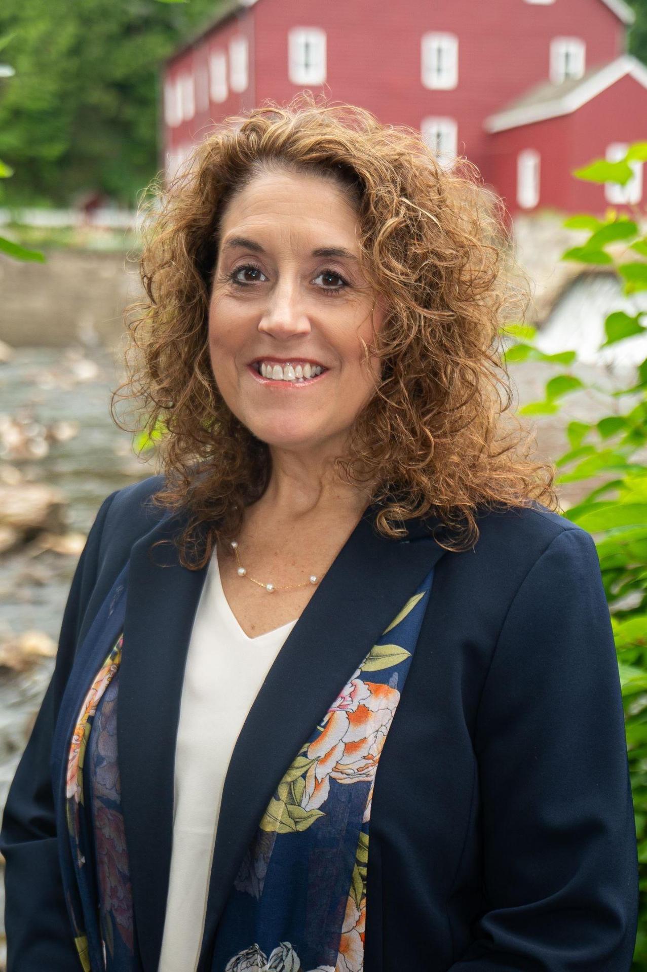 Dr Lisa Antunes