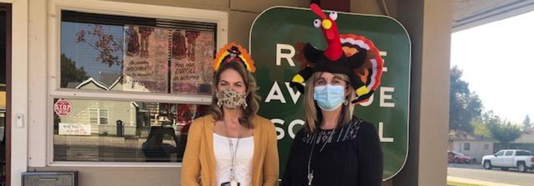 Creative Thanksgiving Hat