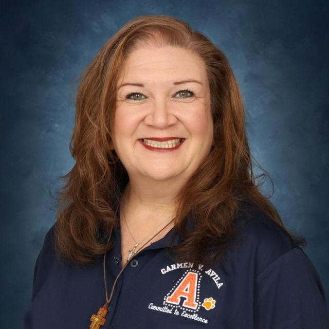 YvonnePorcella's Profile Photo