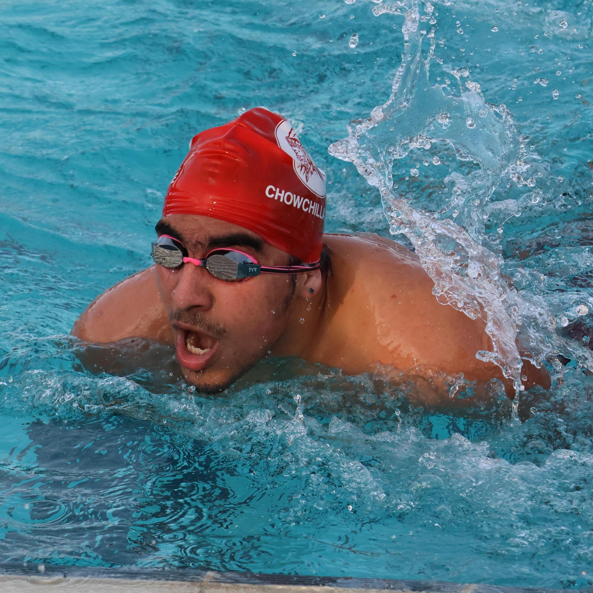 Ross Munoz swimming
