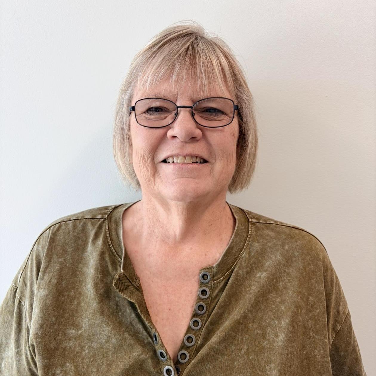JuliePiper's Profile Photo
