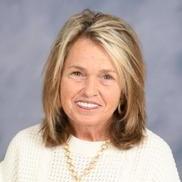 LisaRevell's Profile Photo