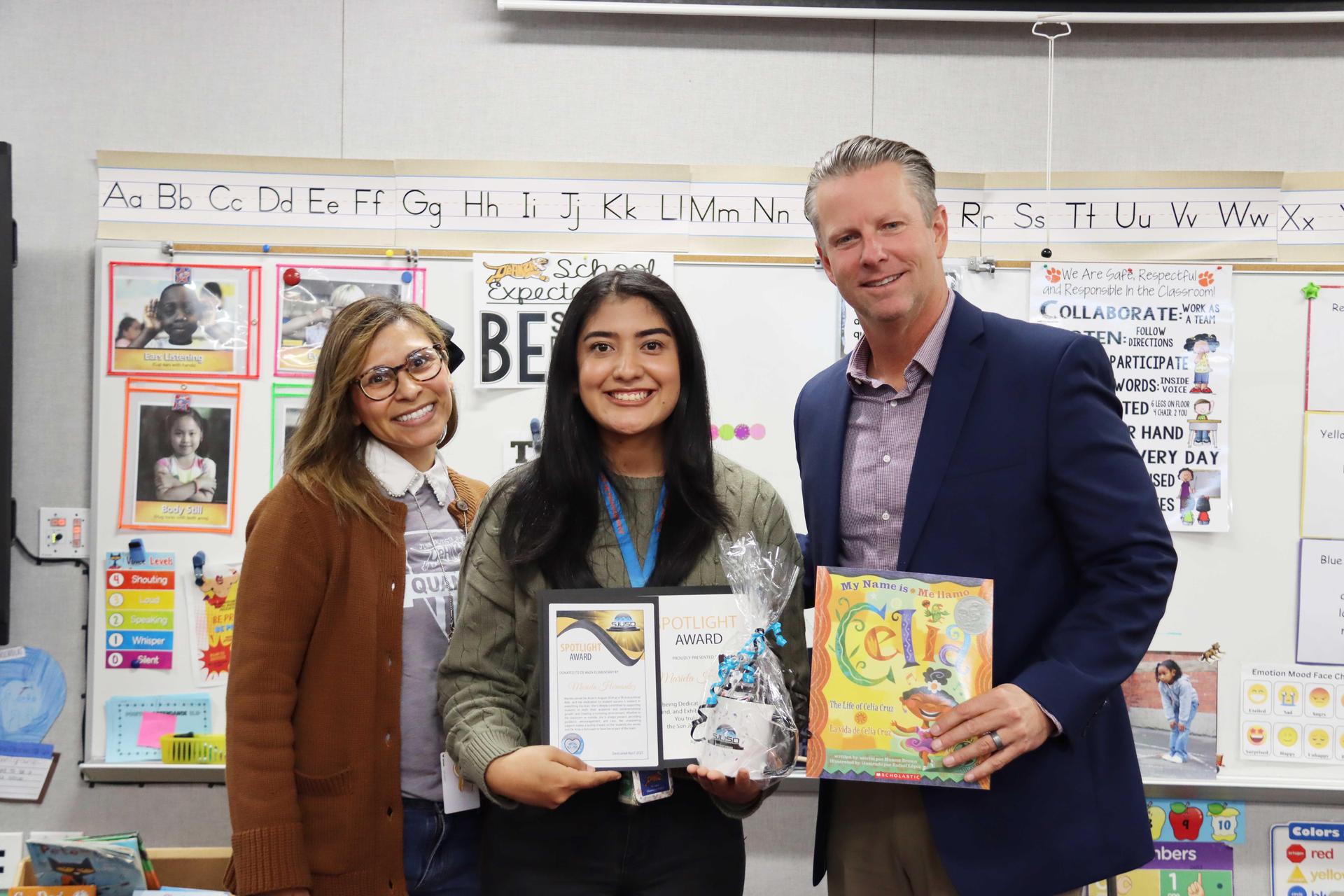 Dr. Pyle and De Anza spotlight award receipient