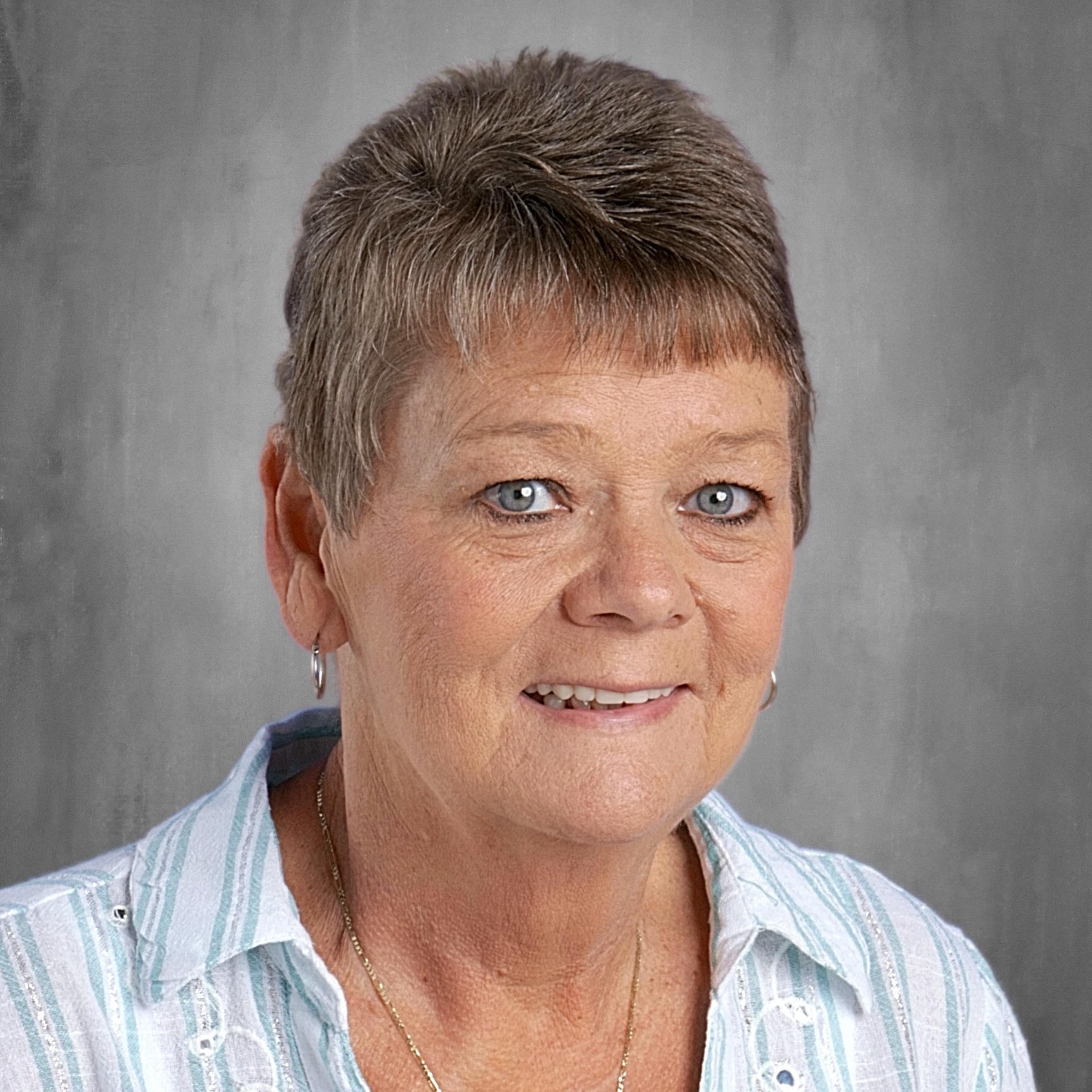 PaulaFrost's Profile Photo