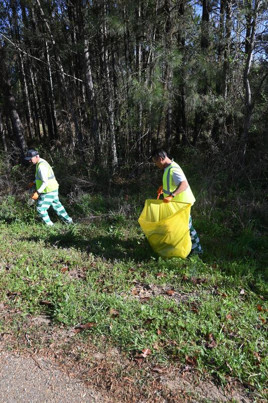 Pike County Sheriff’s Office “Litter Campaign” — 2026  Location: 570 East and Jaguar Trail