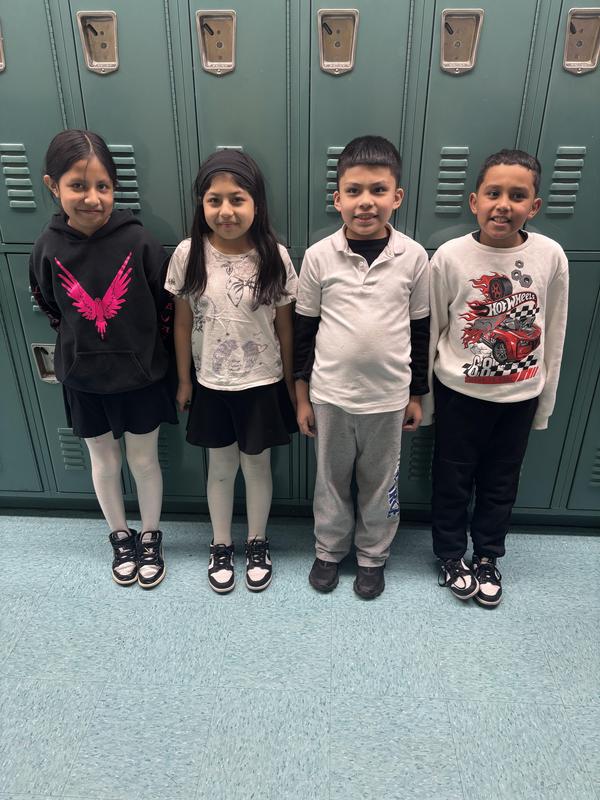 Be a buddy! Classmates dressing up as twins