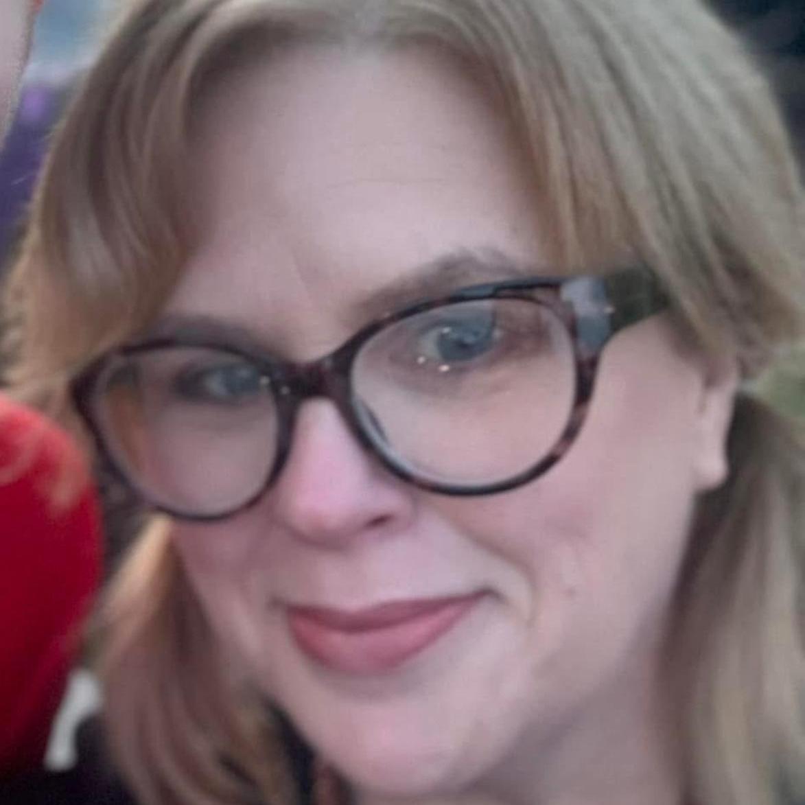 JulieEaster's Profile Photo
