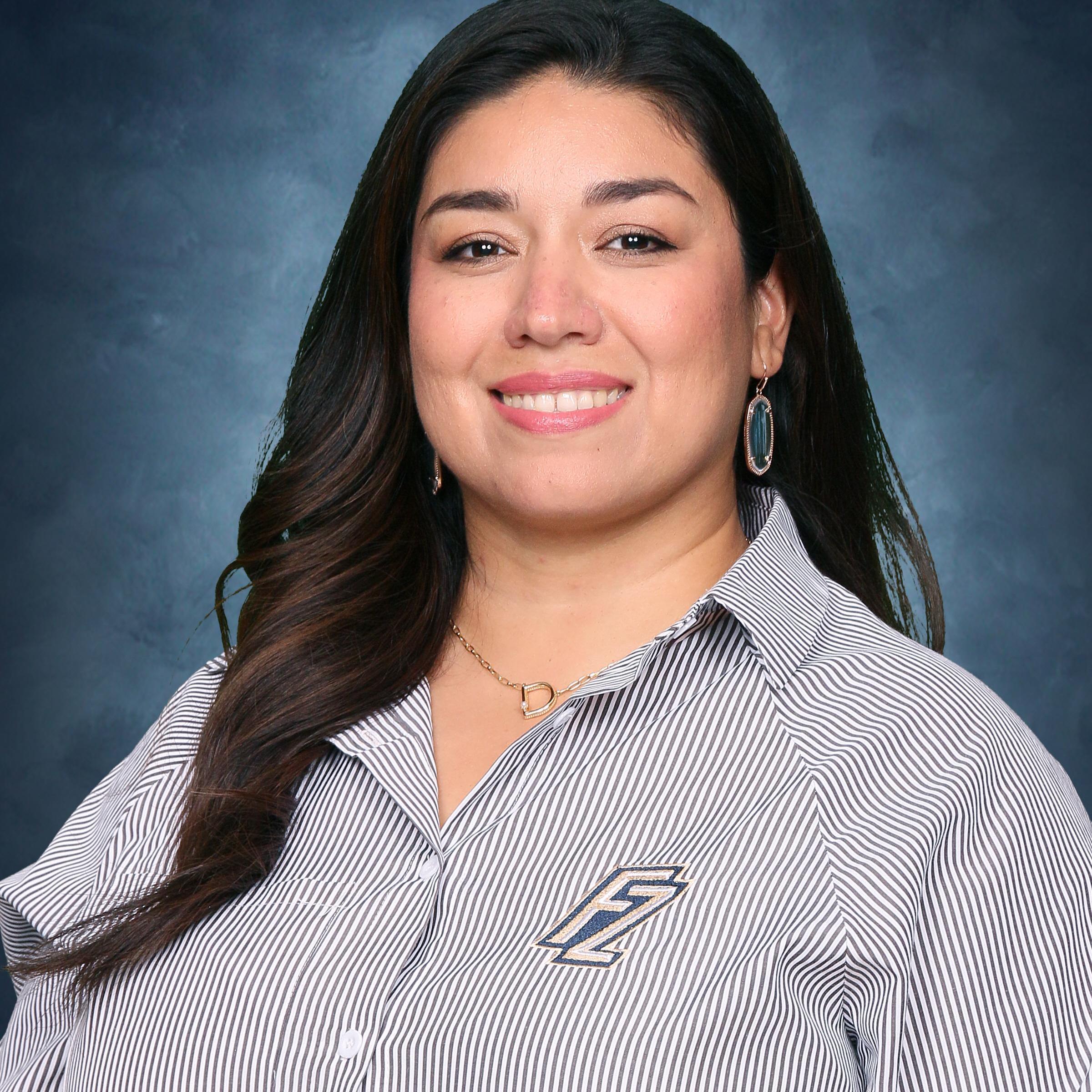 DanielaLopez's Profile Photo