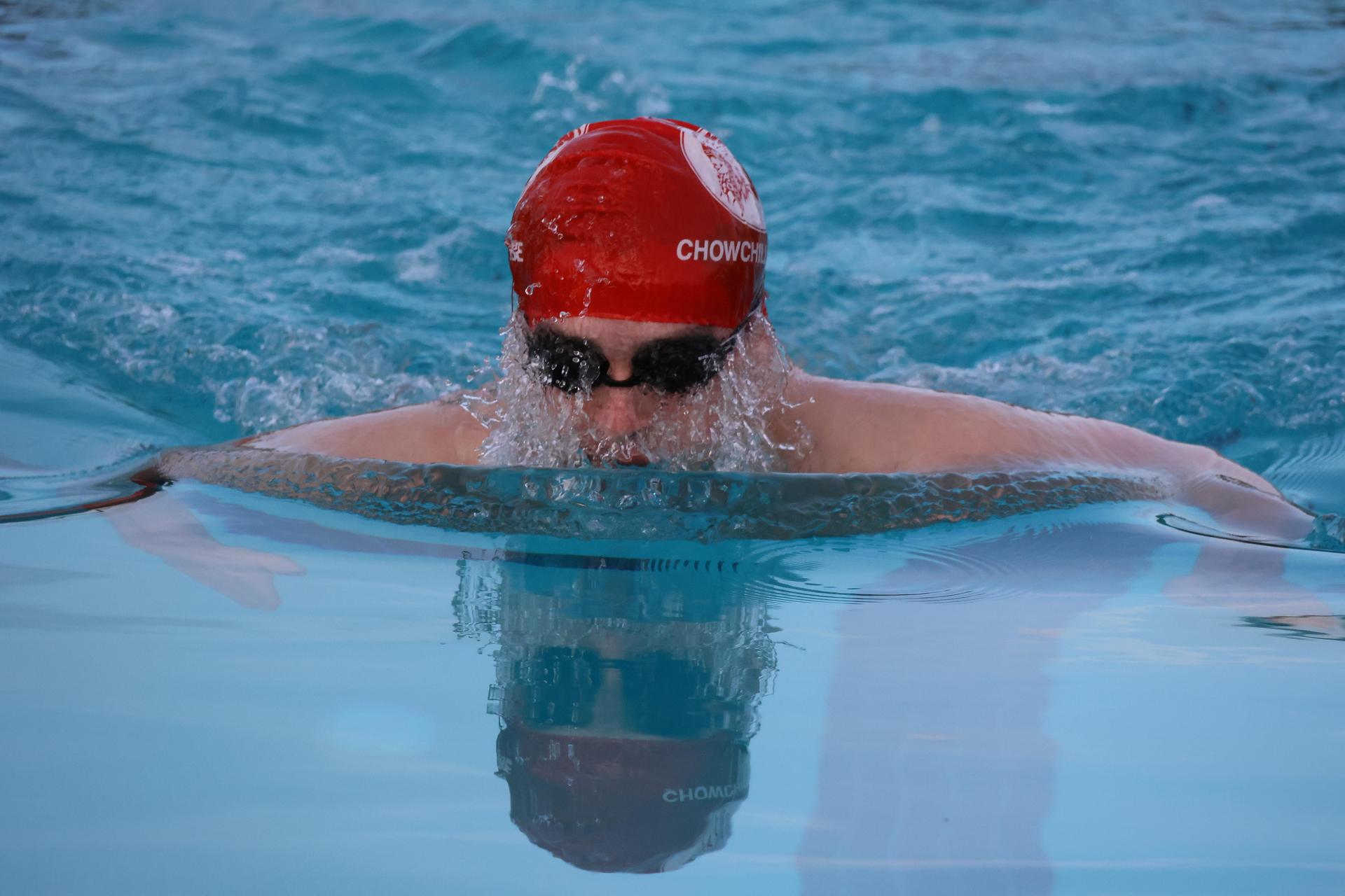 Dyllan Lopez swimming