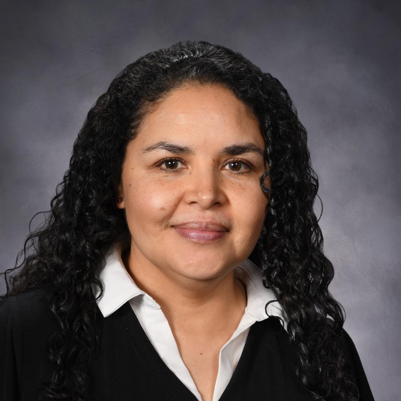 RosaOrtiz's Profile Photo