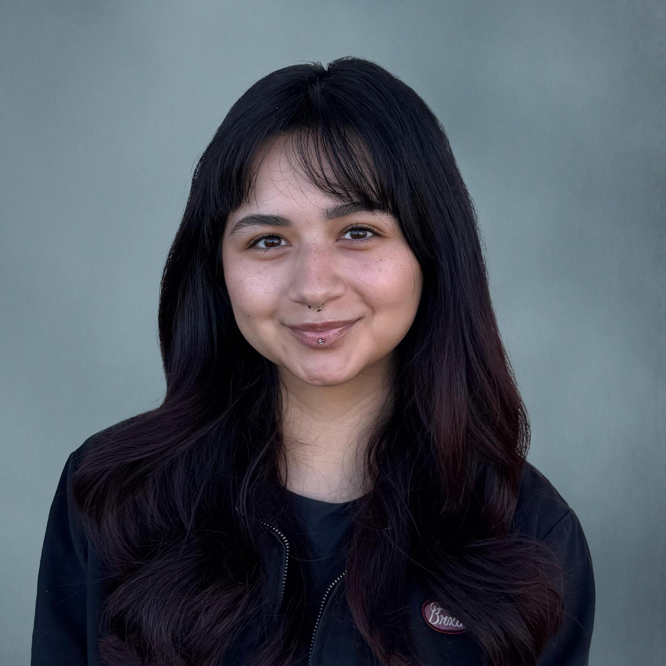 EvelynCisneros-Vargas's Profile Photo