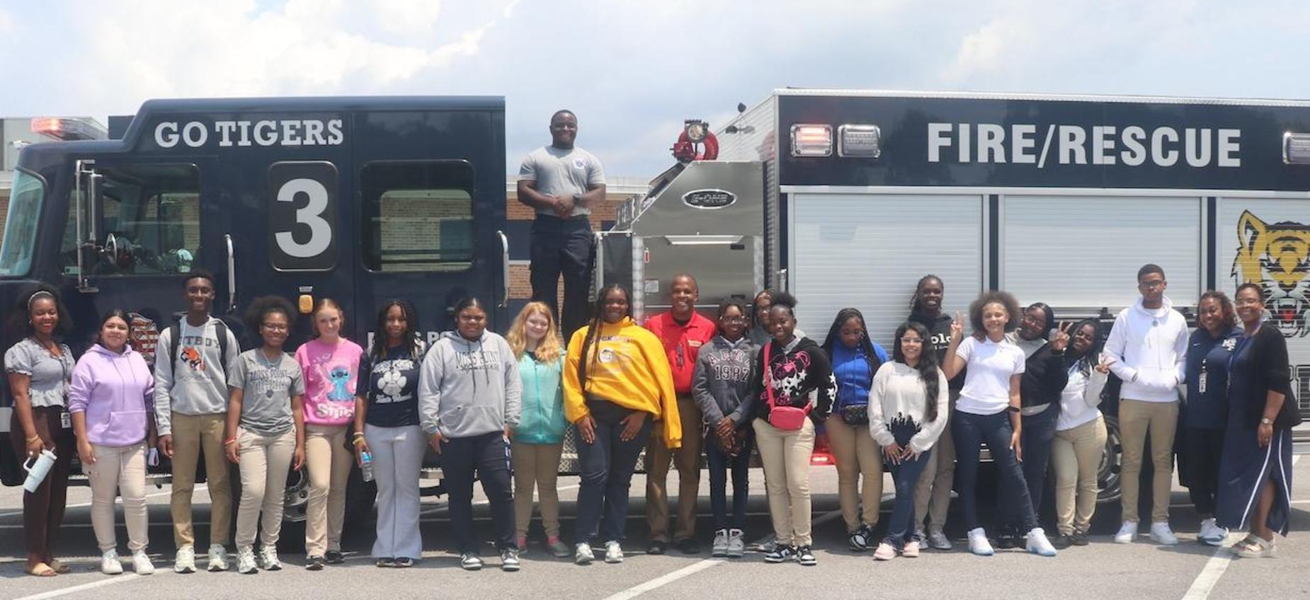 MPHS students with MPFD