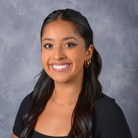 EVELYNORTIZ's Profile Photo